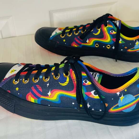 NWOT Converse Chuck 70 Low Pride Galaxy Sneakers size mens 8.5/womens 10.5 - Picture 2 of 8
